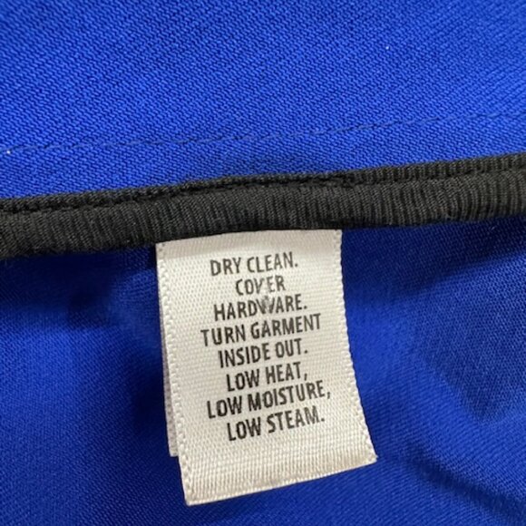 St. John Blue Nylon Coat Size Petite - Picture 13 of 14